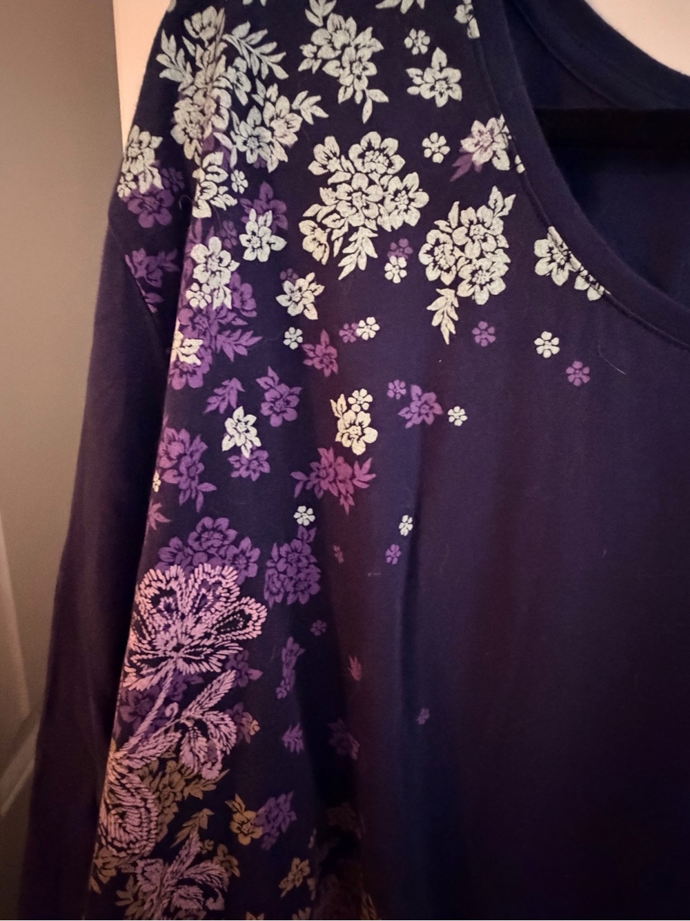 New with tags 5X Catherines Purple Floral Scoop Neck long sleeve tee